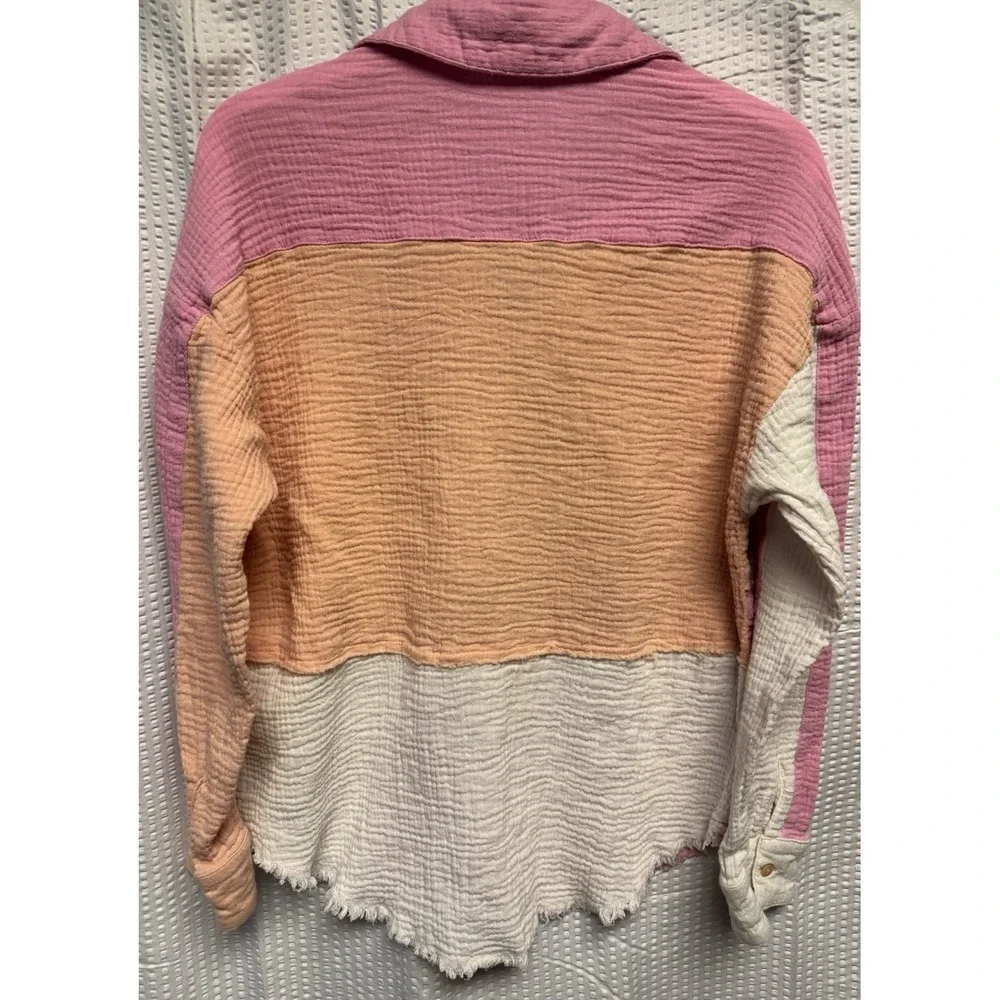New In‎ Women's SZ S Pink Orange White Gauzy Colorblock Botton Up Raw Hem Rayon